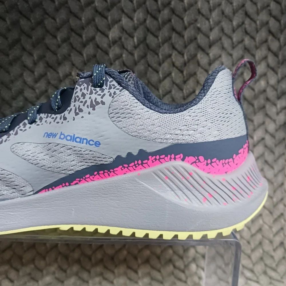New Balance Dynasoft Nitrel V5 GS Wide Walking Running Shoes Size 5 Women's 6.5